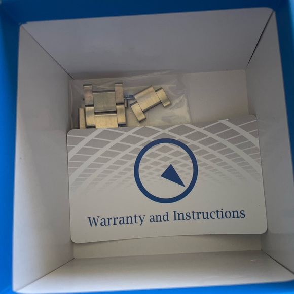 Mens grey island watch - Picture 3 of 6